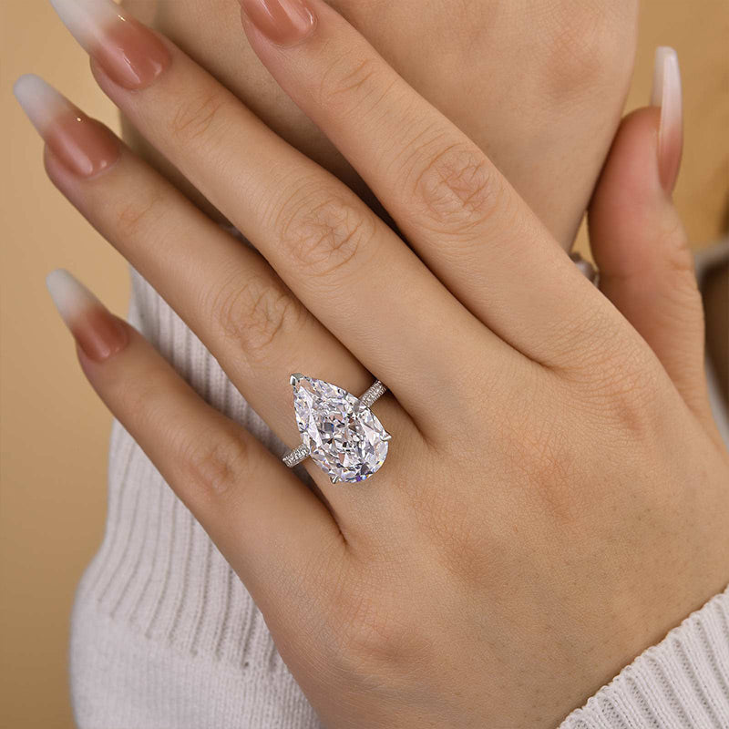 Ahabobo Sparkle 8.0Ct Pear Cut Engagement Ring