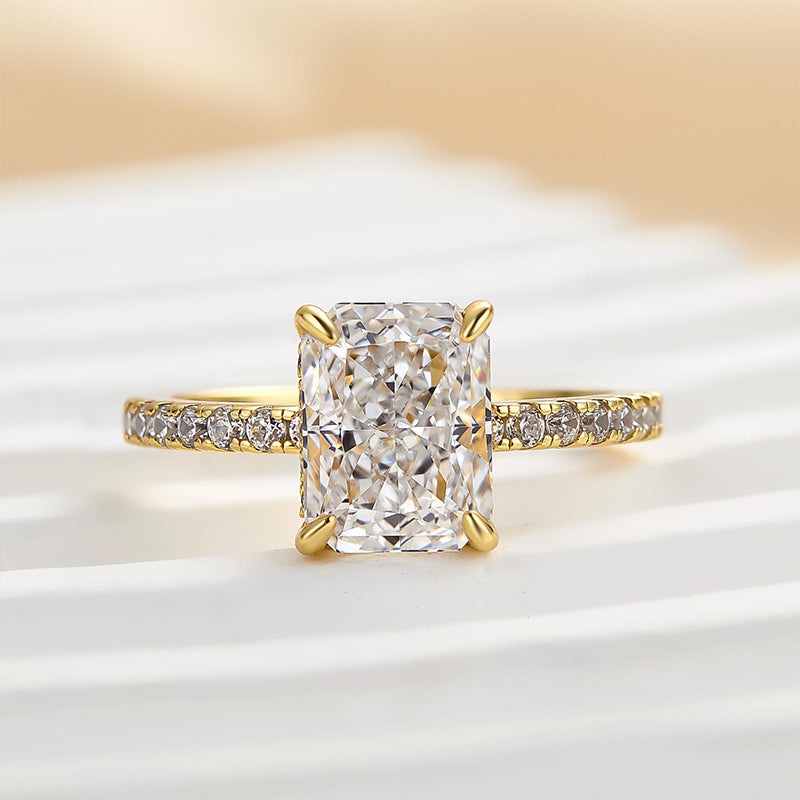 Elegant 2.0Ct Radiant Cut Simulated Diamond Promise Ring
