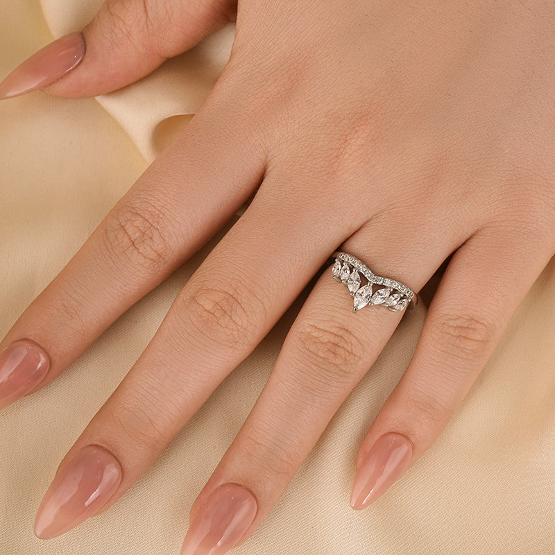 Crown Shaped Curved Design Thin Stacking Wedding Band In Sterling Silver