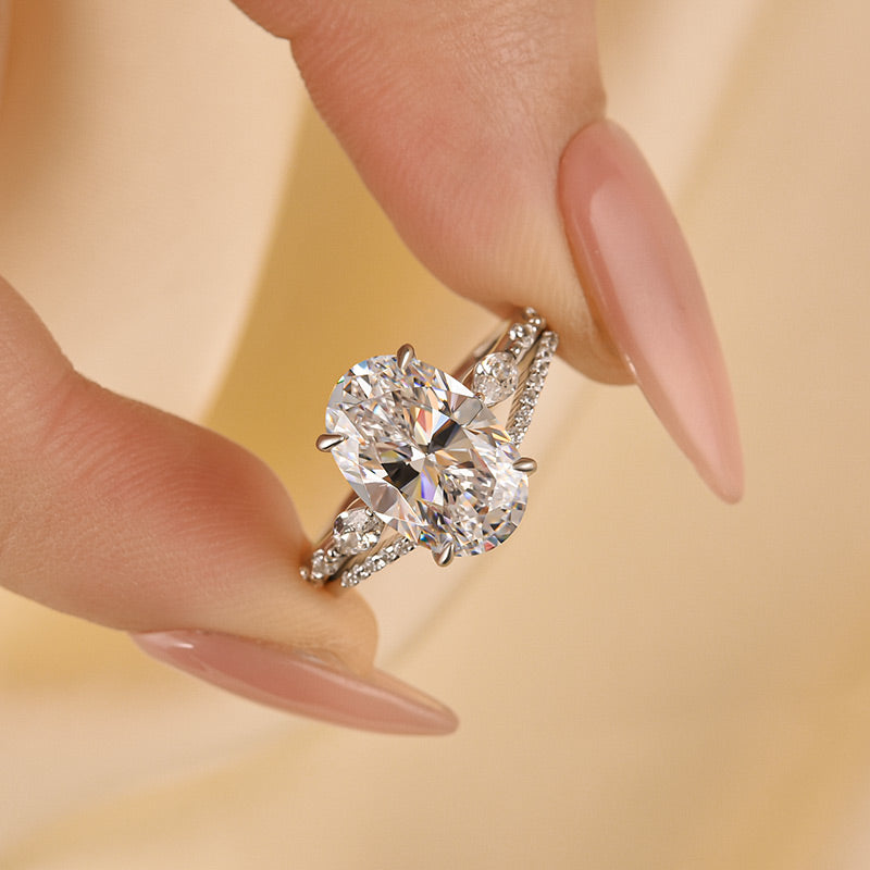 Gorgeous Oval Cut Wedding Set For Women In Sterling Silver