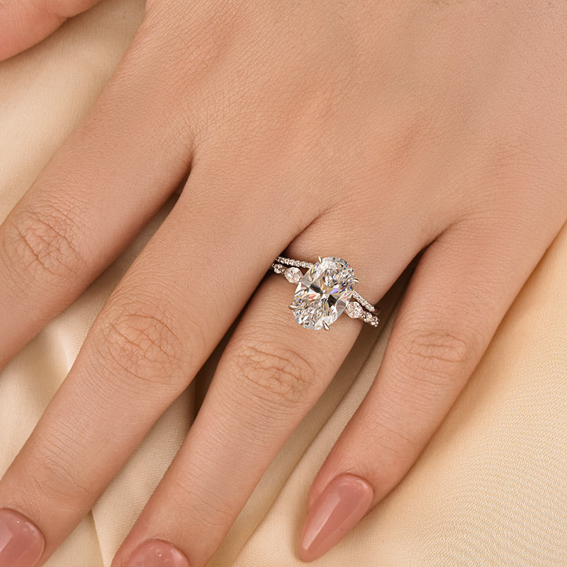 Gorgeous Oval Cut Wedding Set For Women In Sterling Silver