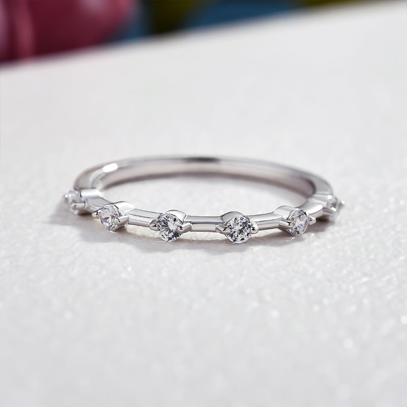 Fashion Design White Gold Round Cut Women's Wedding Band In Sterling Silver