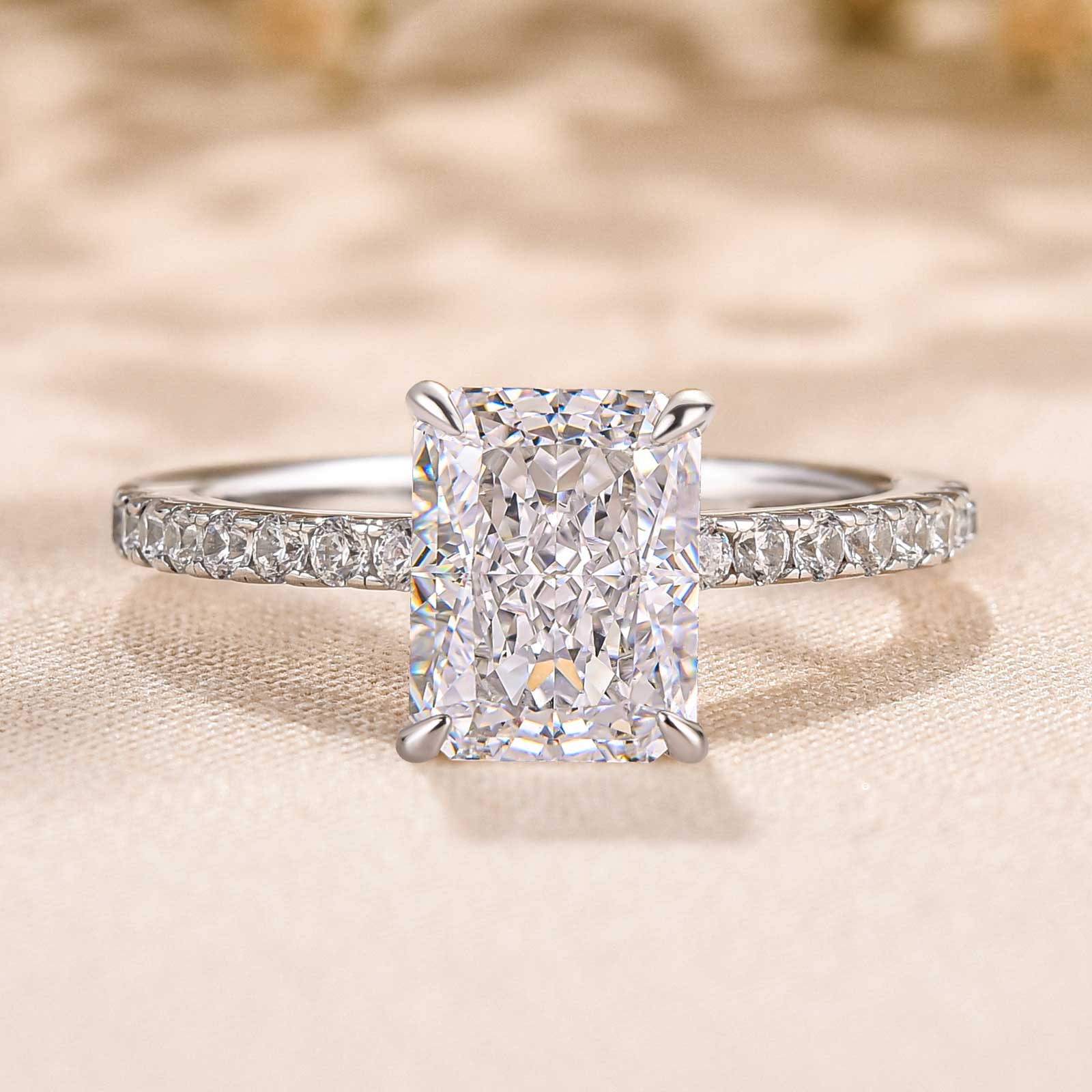 Elegant 2.0Ct Radiant Cut Simulated Diamond Promise Ring