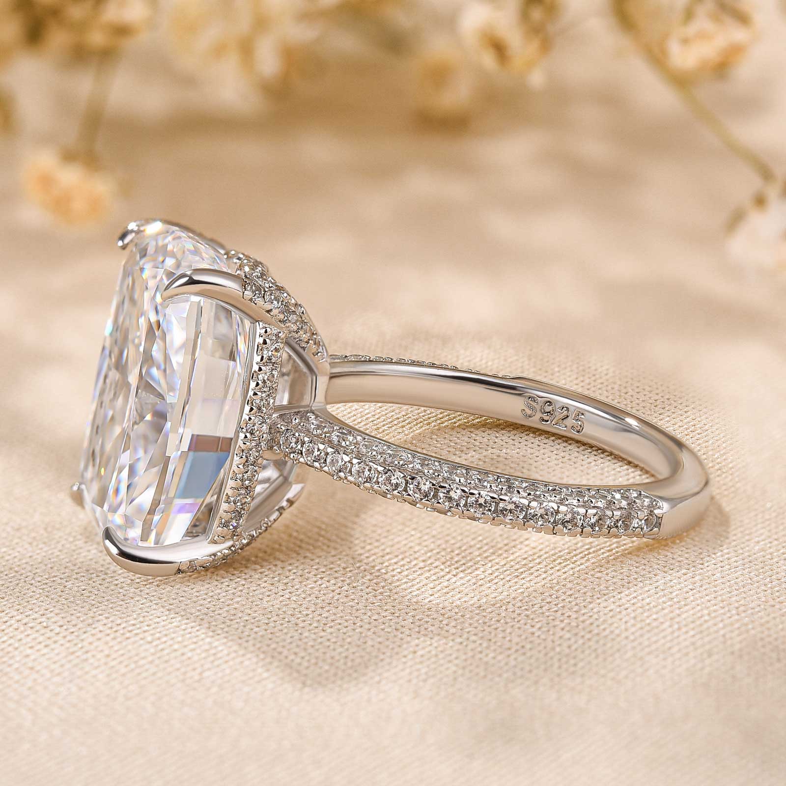 Luxurious Elongated Cushion Cut 9.0Ct Engagement Ring For Women In Sterling Silver