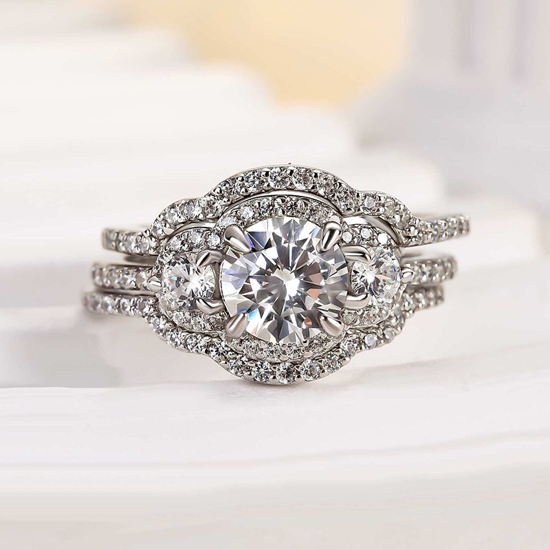 Ahabobo Unique Halo Round Cut Three Stone Insert 3PC Ring Set