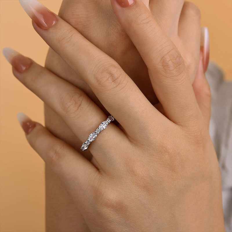Lovely Oval Cut Wedding Band For Women