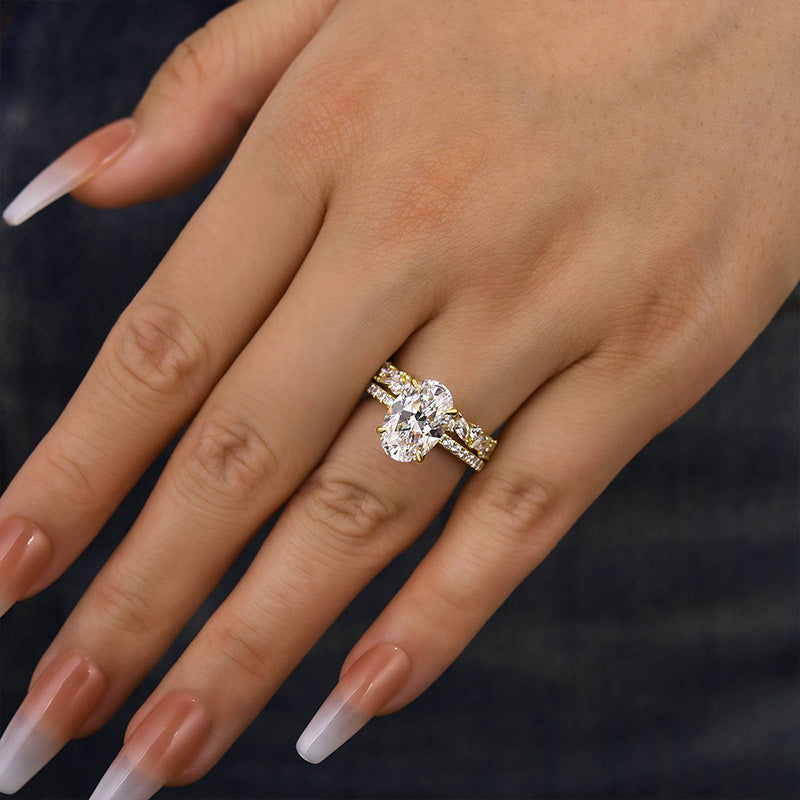 Ahabobo Unique Oval Cut Wedding Ring Set