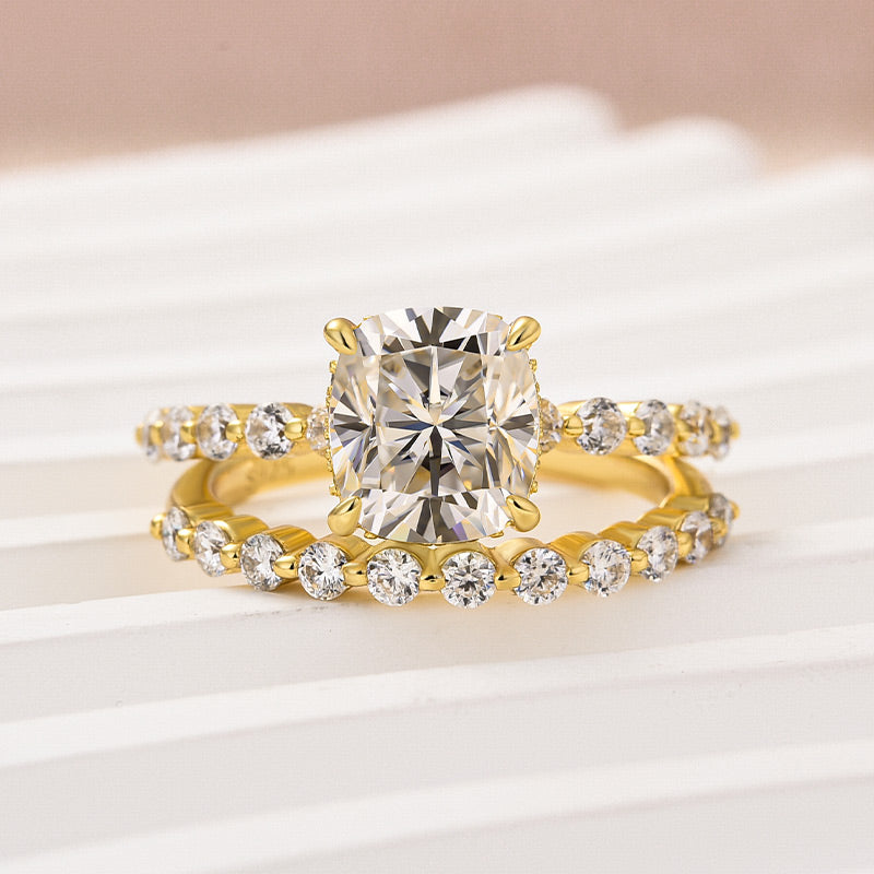Maxine Moissanite 2.0 Carat Cushion Cut Wedding Ring Set In Sterling Silver