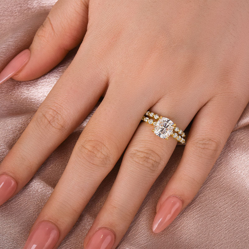 Maxine Moissanite 2.0 Carat Cushion Cut Wedding Ring Set In Sterling Silver