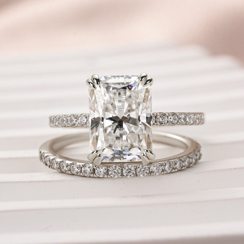 Moissanite 4.5 Ct Radiant Cut White Gold Wedding Ring For Women