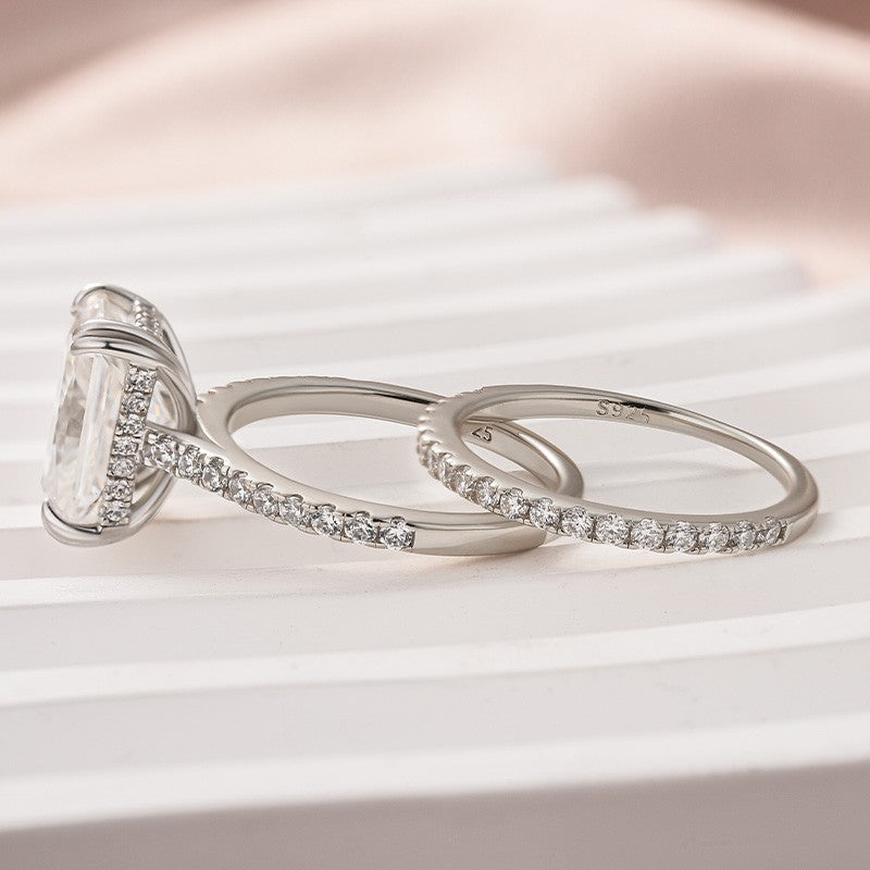 Moissanite 4.5 Ct Radiant Cut White Gold Wedding Ring For Women