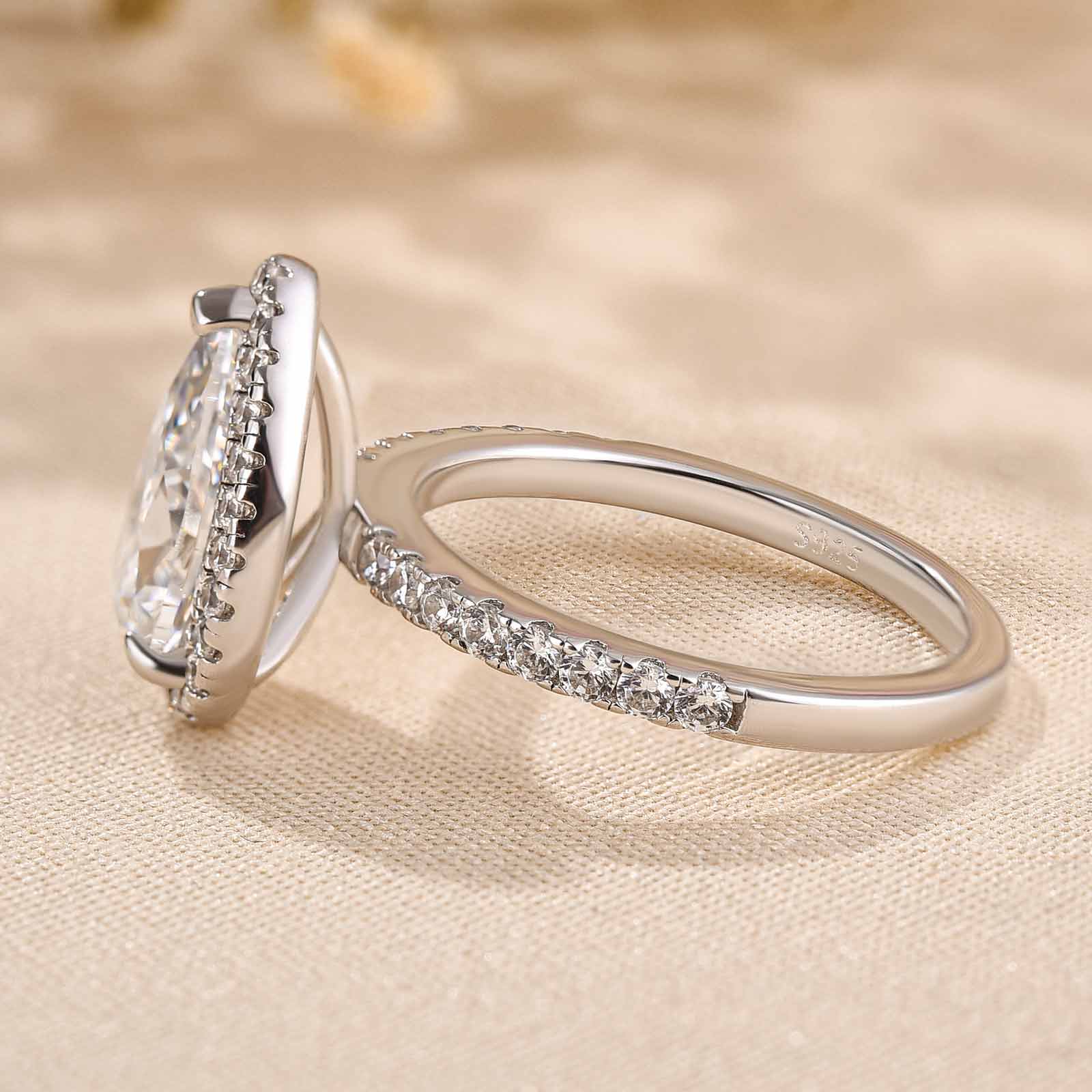 Classic 2.2 Carat Simulated Diamond Pear Cut Halo Engagement Ring for Her