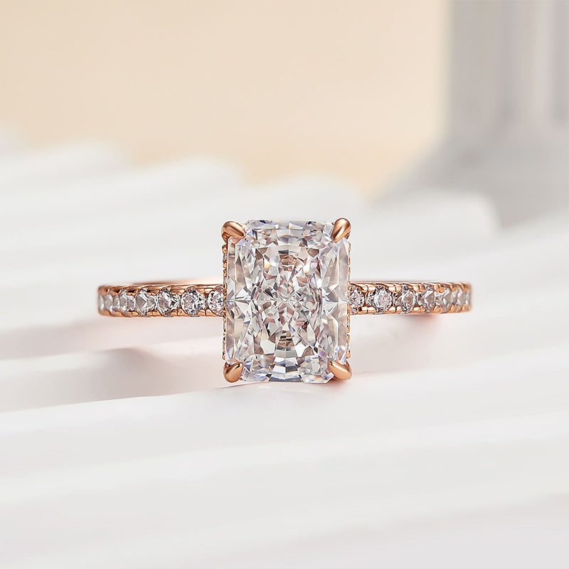 Elegant 2.0Ct Radiant Cut Simulated Diamond Promise Ring