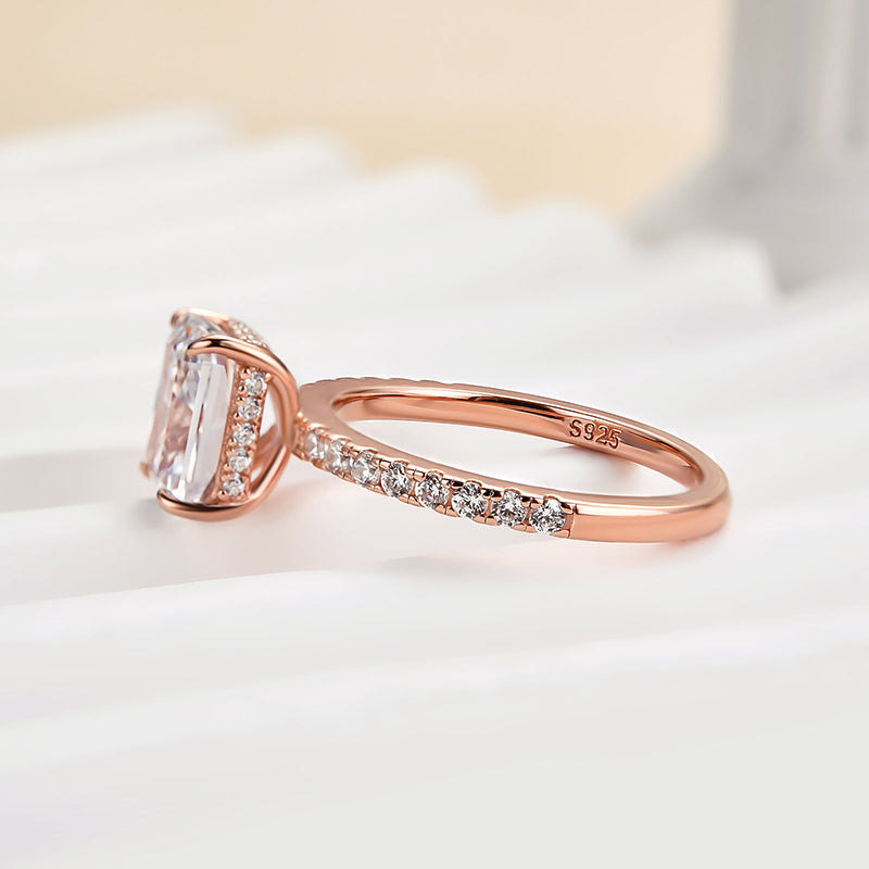 Elegant 2.0Ct Radiant Cut Simulated Diamond Promise Ring