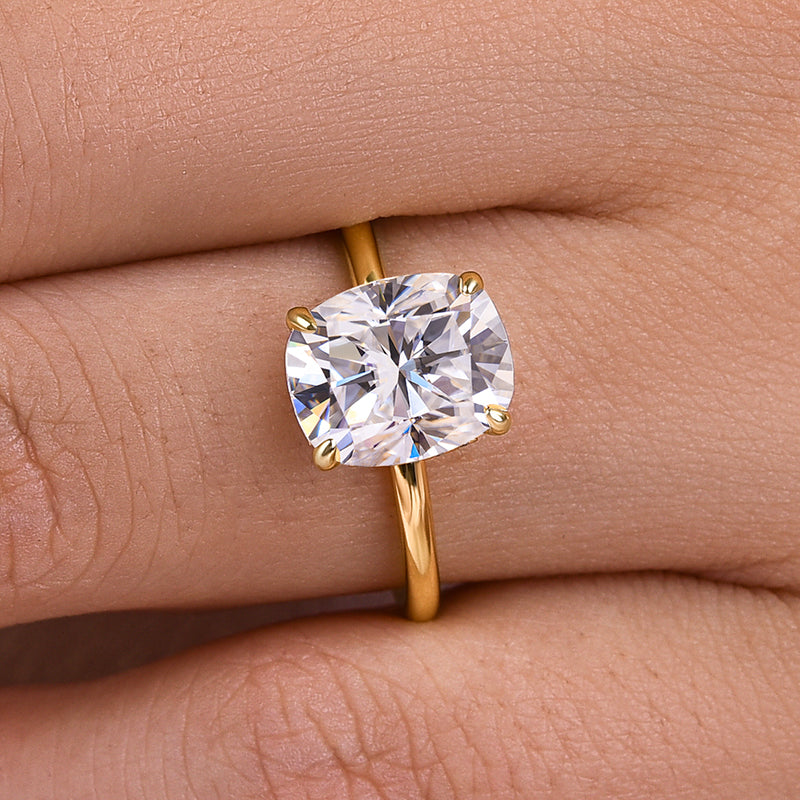 Maxine Attractive Moissanite 4.0 Carat Cushion Cut Engagement Ring