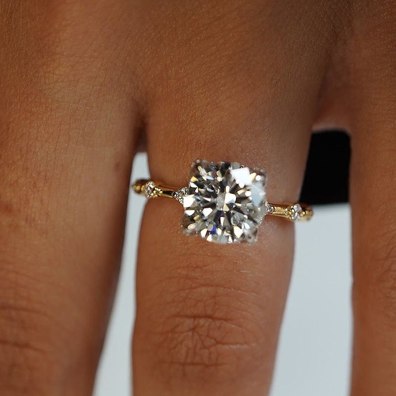 Ahabobo Precious Two-Tone Round Cut Engagement Ring