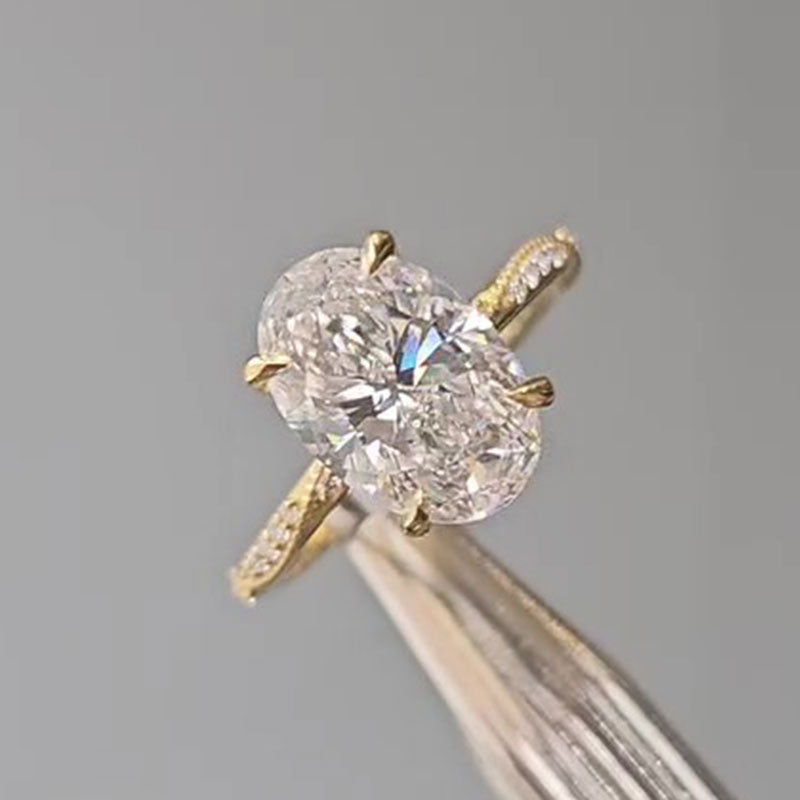 Maxine Exquisite Oval Cut Engagement Ring For Women In Sterling Silver