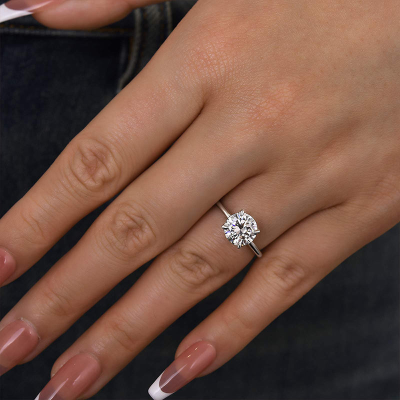 Ahabobo Moissanite 2.0 Carat Round Cut Promise Ring