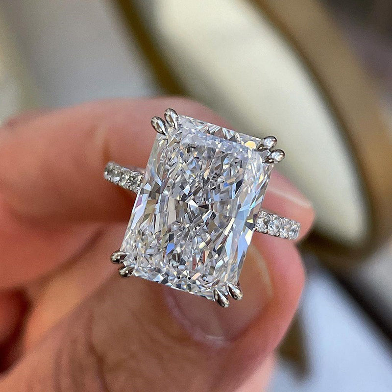 Elegant Radiant Cut Engagement Ring In Sterling Silver