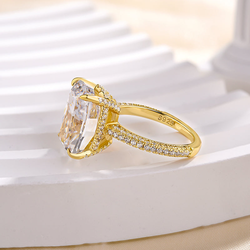 Luxurious Elongated Cushion Cut 9.0Ct Engagement Ring For Women In Sterling Silver