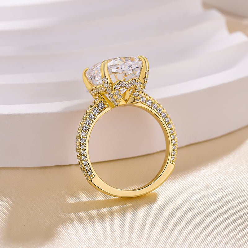 Luxurious Elongated Cushion Cut 9.0Ct Engagement Ring For Women In Sterling Silver