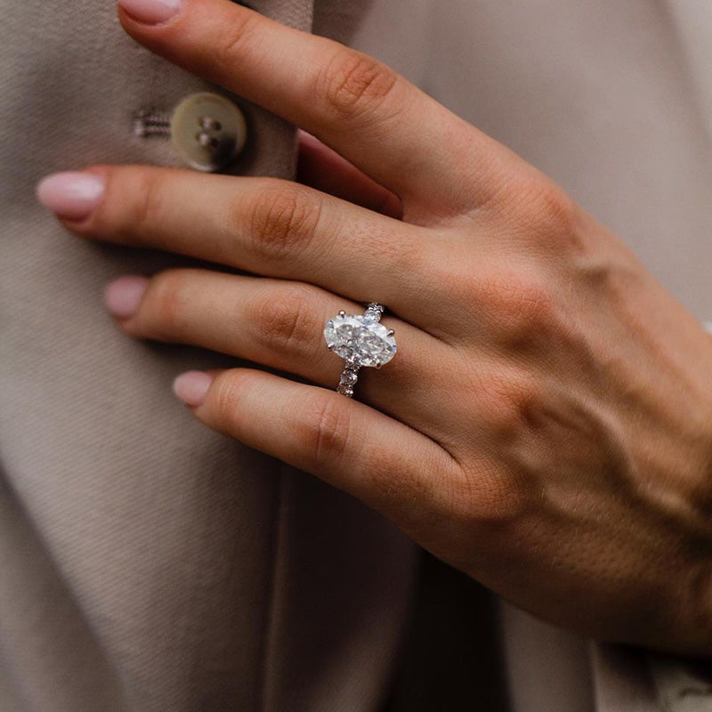 Stunning Oval Cut Simulated Diamond Engagement Ring In Sterling Silver