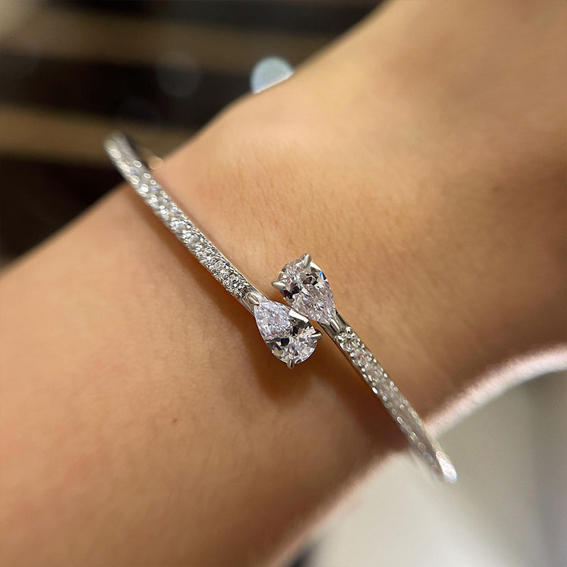 Special Pear Cut Bracelet For Women