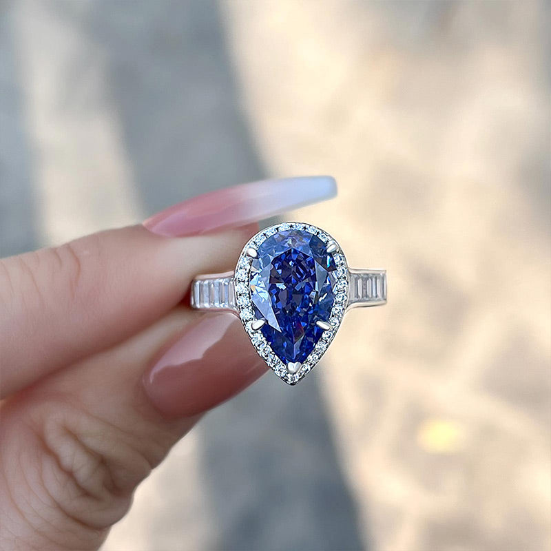 Luxury Aquamarine Blue 4.0 Carat Pear Cut Engagement Ring In Sterling Silver