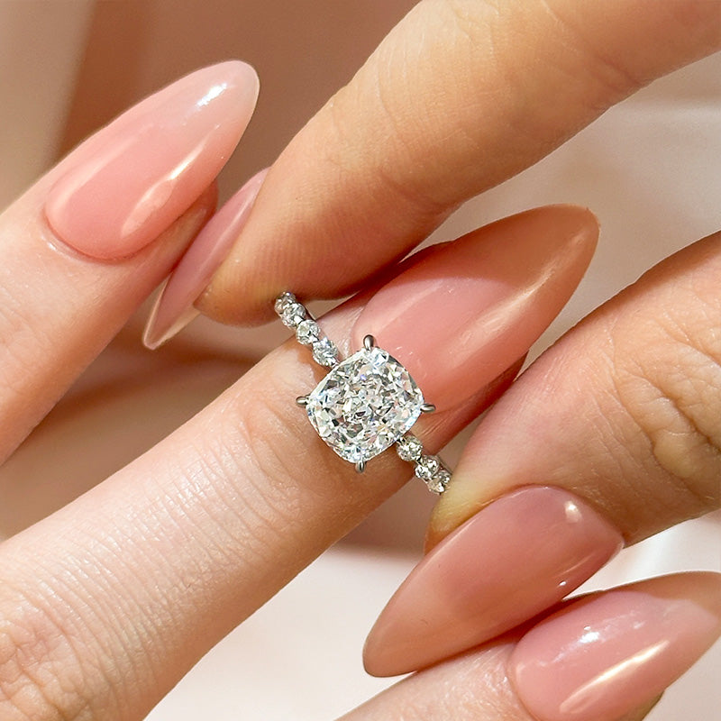 Exquisite 2.0 Carat Cushion Cut Engagement Ring In Sterling Silver