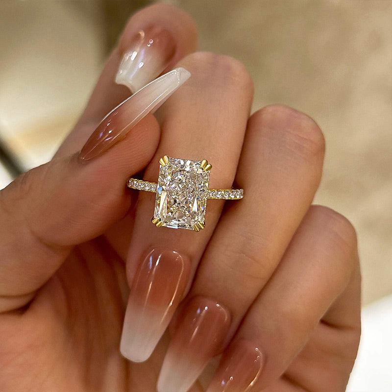Elegant Radiant Cut Engagement Ring In Sterling Silver