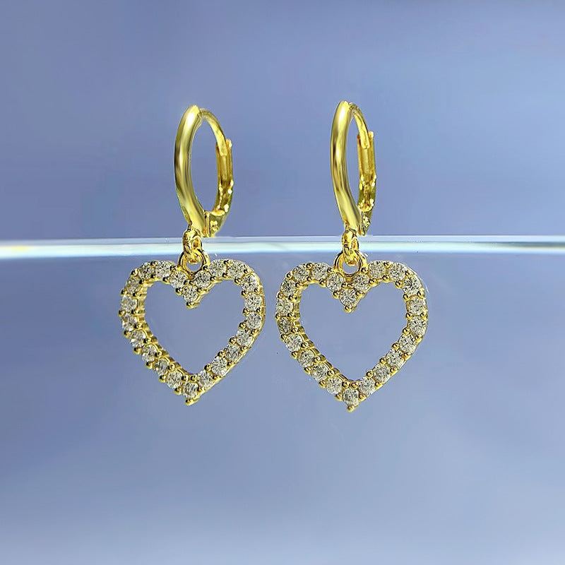 0.5Ct Lovely Heart Shaped Women's Stud Earrings In Sterling Silver