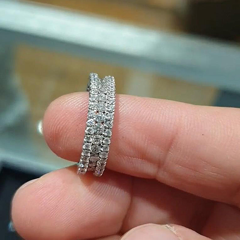 Sparkle 3 Row Design Round Cut Women's Wedding Band In Sterling Silver