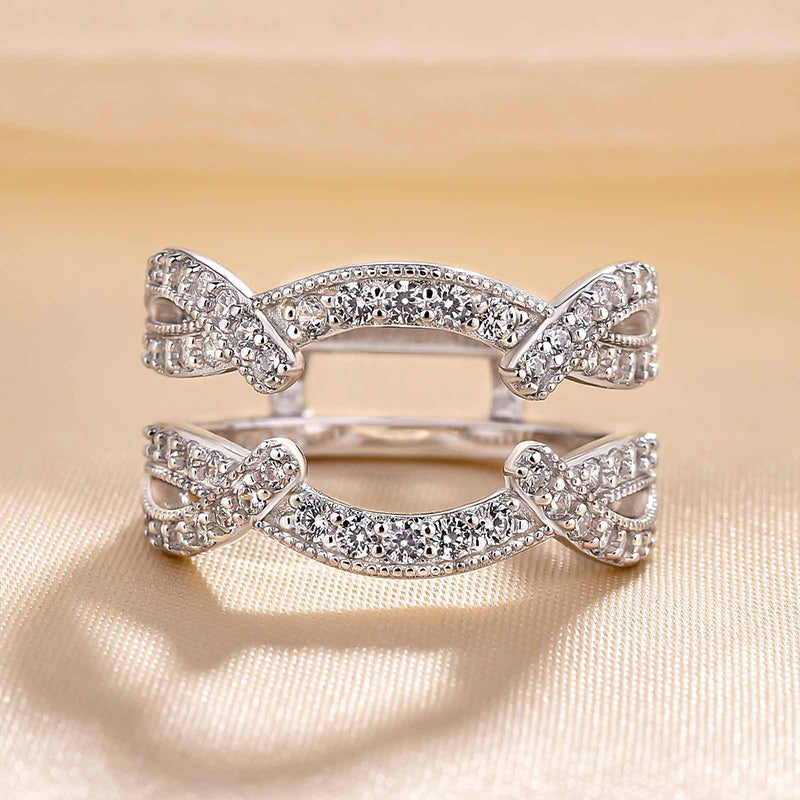 Vintage Round Cut Jacket Wedding Band For Women In Sterling Silver
