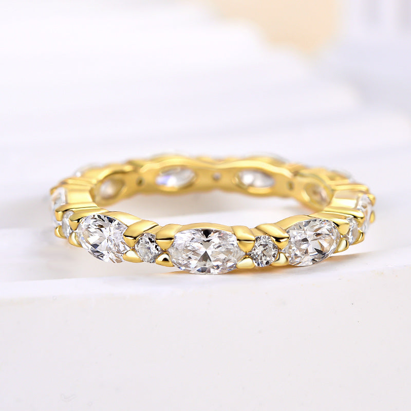 Lovely Oval Cut Wedding Band For Women
