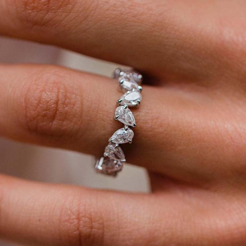 Stunning Full Pear Cut Women's Wedding Band