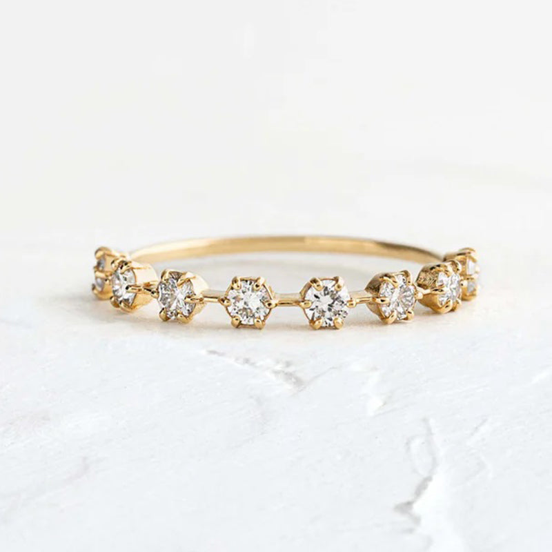Special Yellow Gold 6 Prongs Round Cut Wedding Band