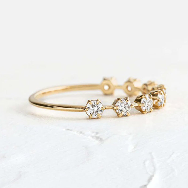 Special Yellow Gold 6 Prongs Round Cut Wedding Band