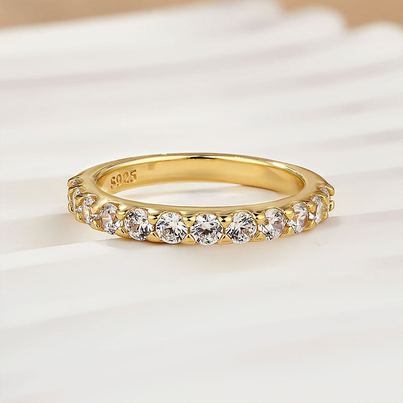 Exquisite Half Round Cut Women's Wedding Band