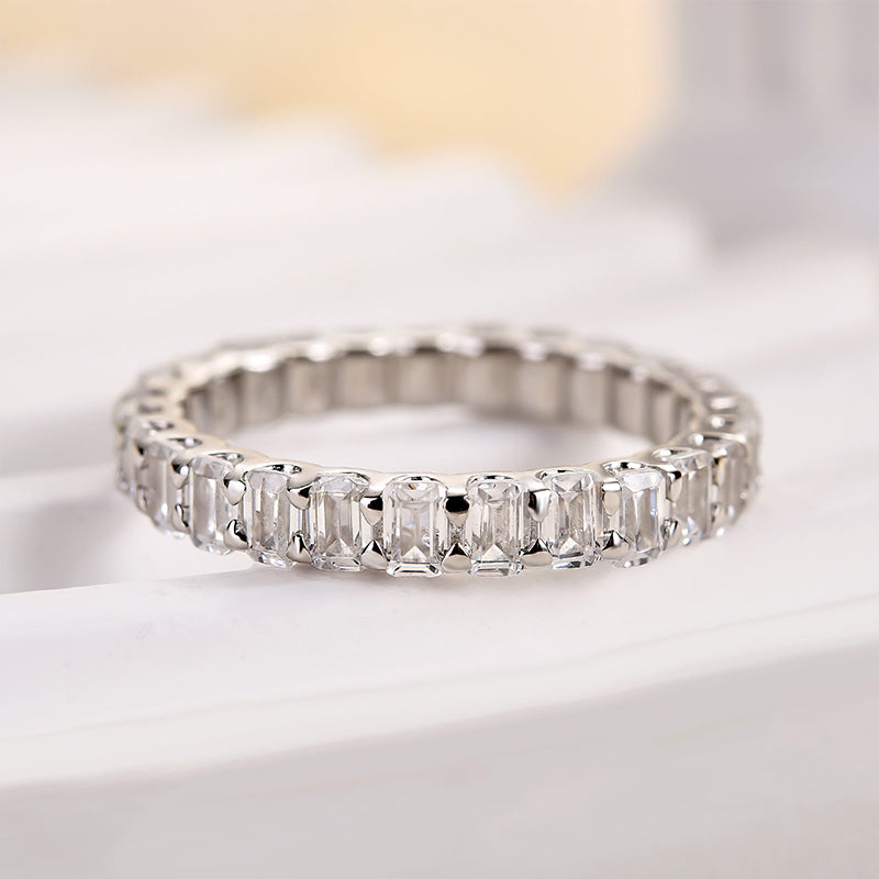 Ahabobo Unique Emerald Cut Women's Wedding Band