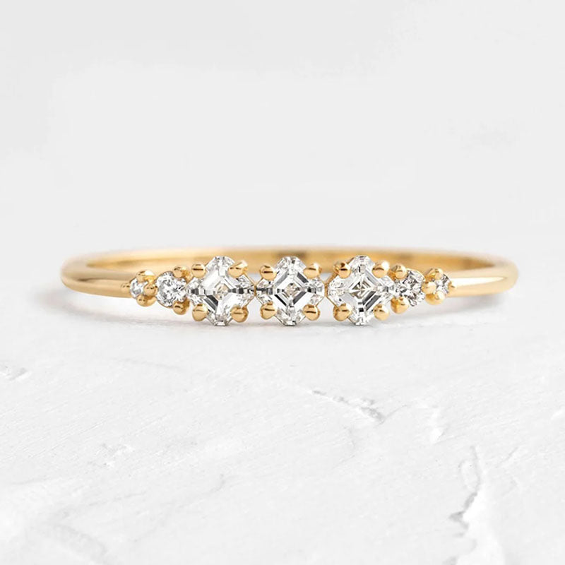 Ahabobo Chic Yellow Gold Asscher Cut Wedding Band