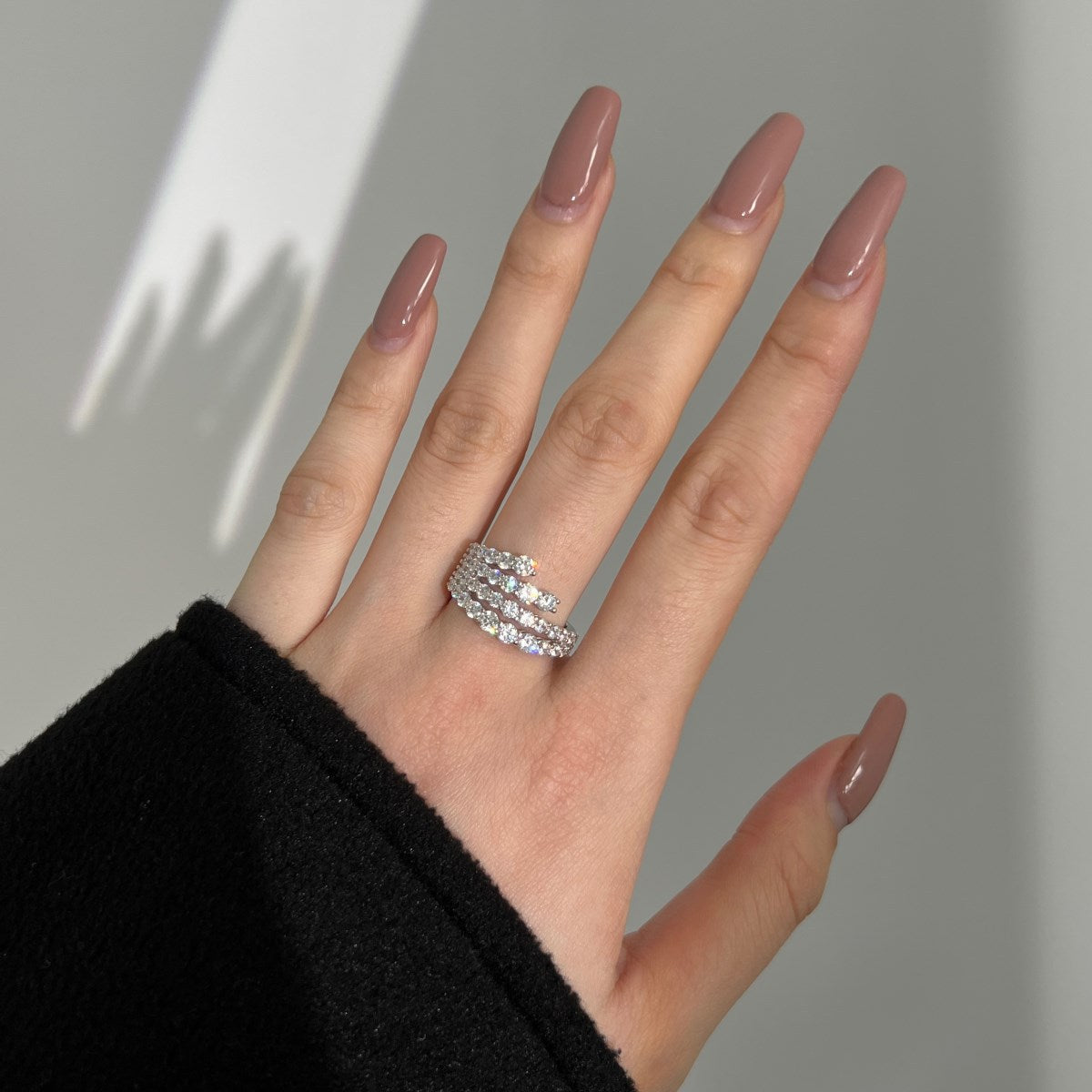 Ahabobo Fashion Round Cut Wedding Band