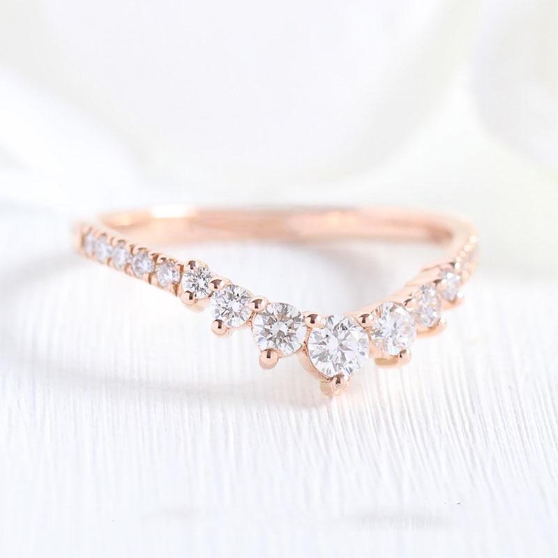 Stunning Chic Thin V Shaped Stacking Wedding Band In Sterling Silver