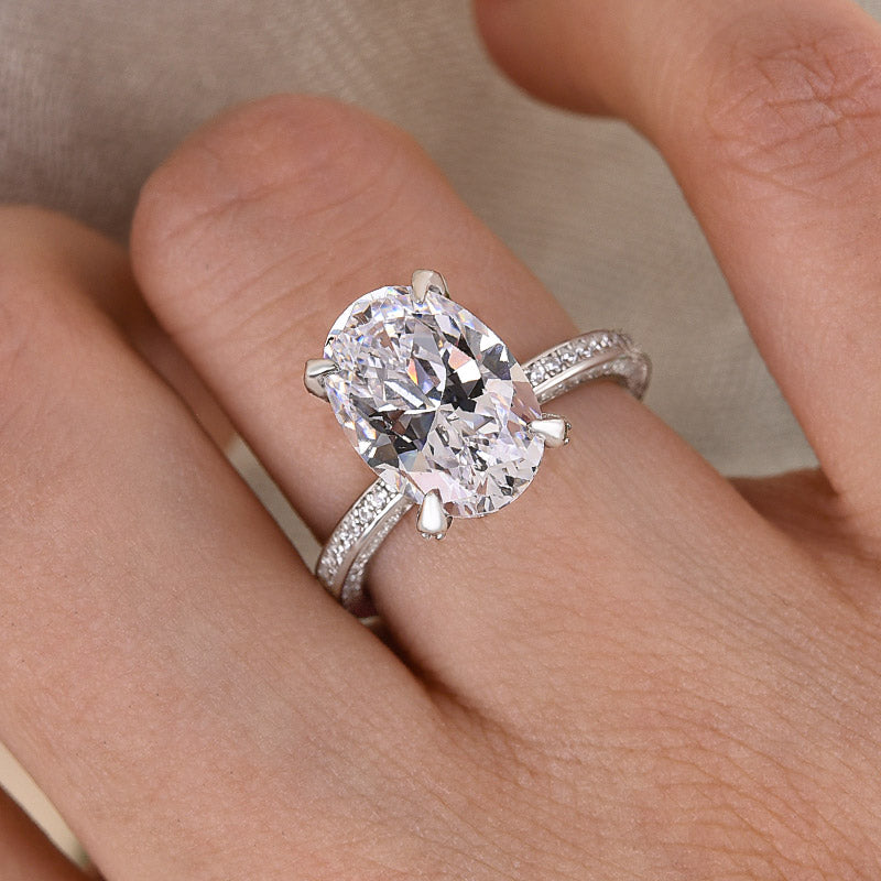 Exclusive Oval Cut Sona Simulated Diamond Engagement Ring In Sterling Silver