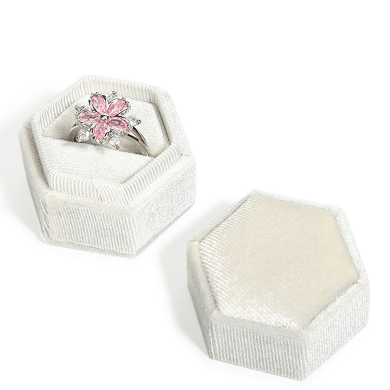 Ahabobo Octagonal Velvet Ring Box