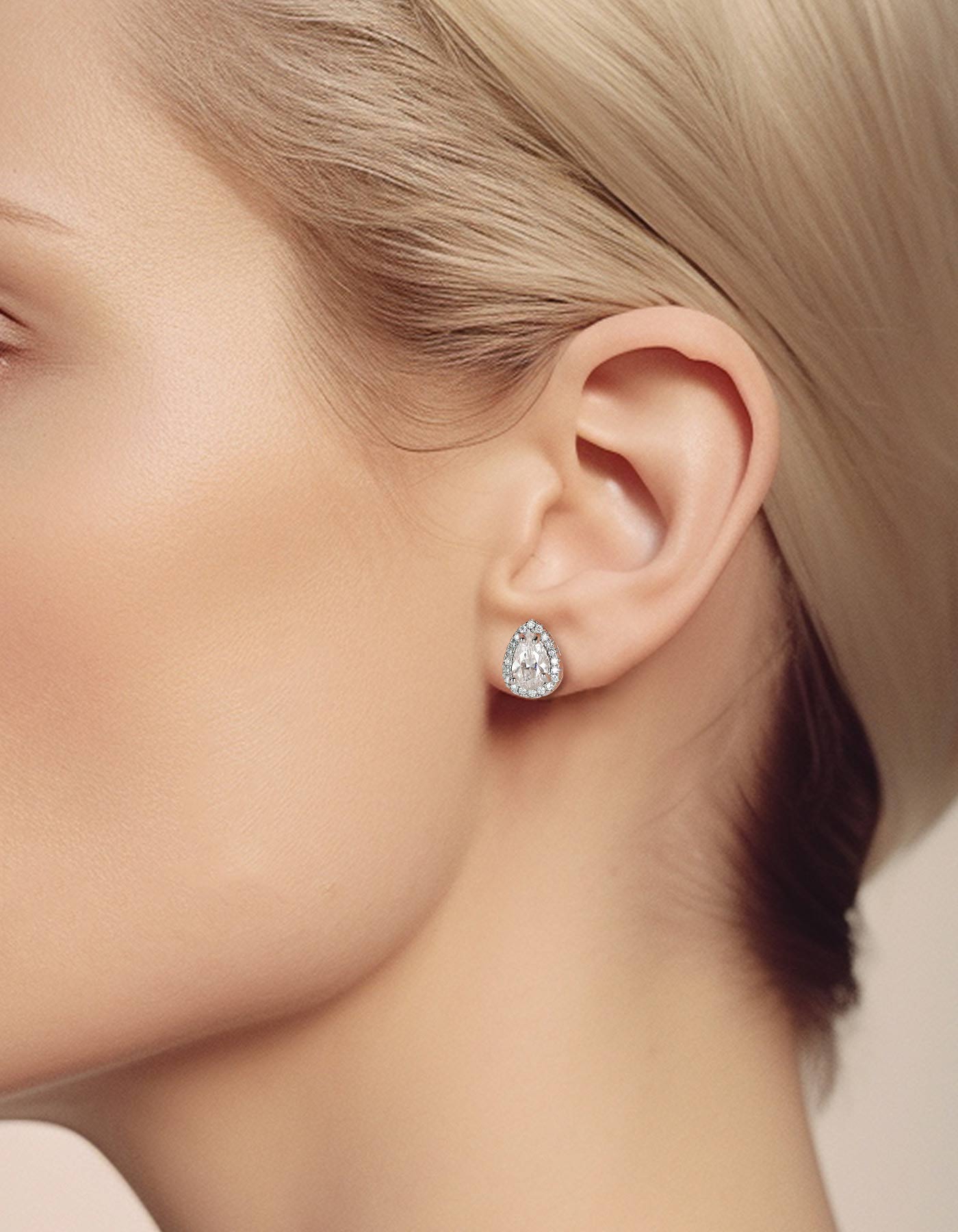Ahabobo Pear Cut Moissanite Stud Earrings For Women